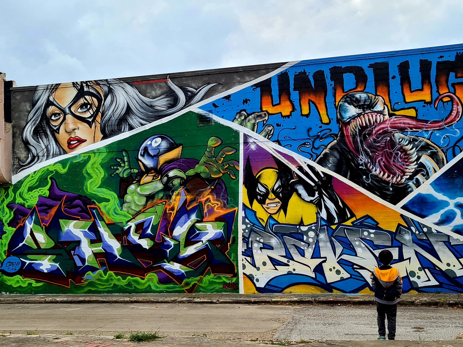 MARVEL graffitti with Heroes